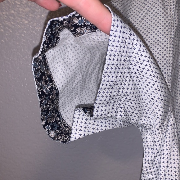 Method white patterned collared button Down shirt - Picture 4 of 7